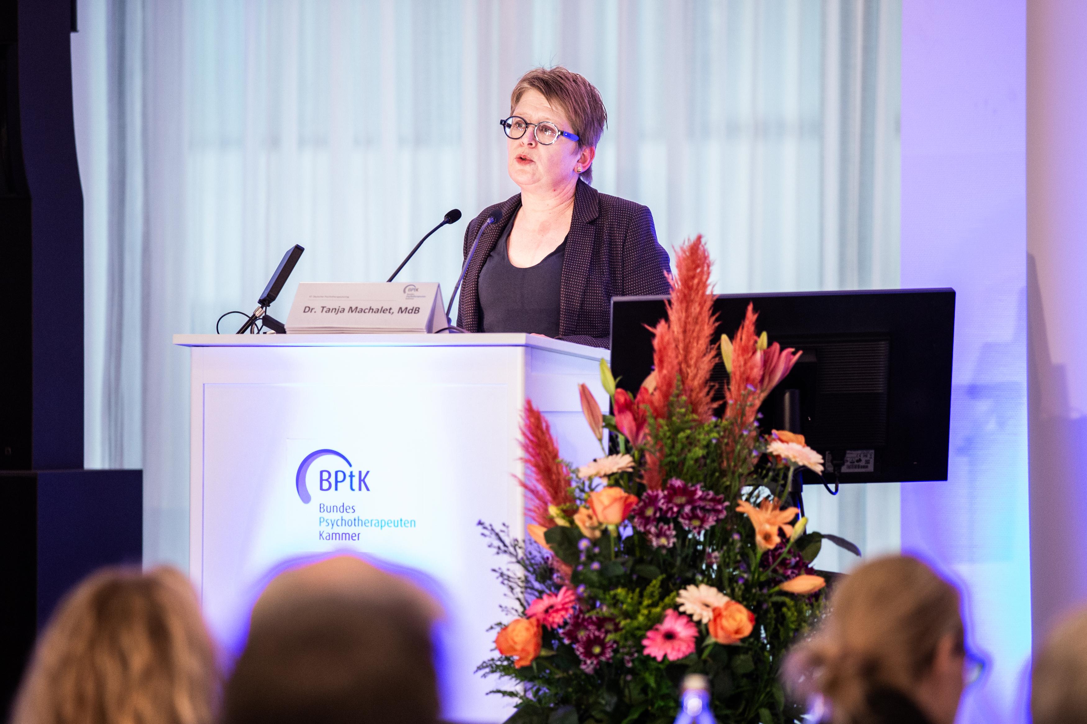 Für dieses Bild ist leider keine Beschreibung vorhanden.